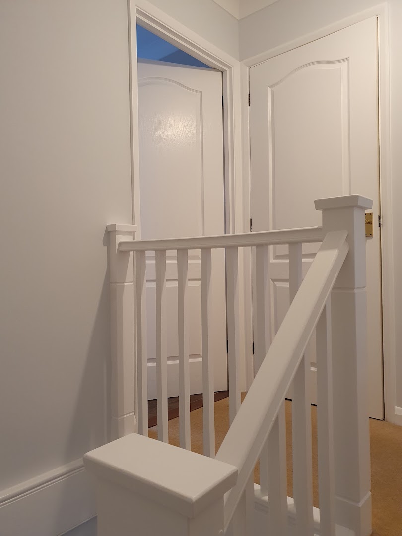 Chris Mann Painter and Decorator - Interior painter and wallpaperhanger — Photos 12